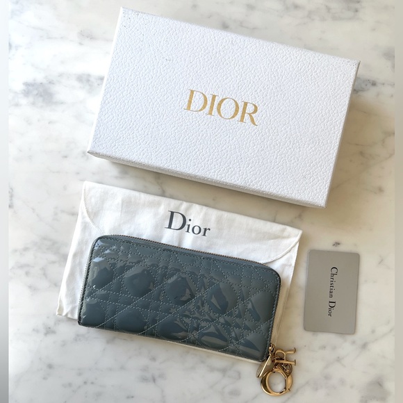 Lady Dior Cannage continental Wallet in Patent - Picture 2 of 10